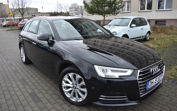 Audi A4 cena 63900 przebieg: 226000, rok produkcji 2016 z Janikowo małe 704